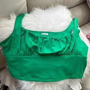 Aritzia crop top size 2XL